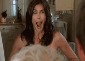 Teri Hatcher grimace délire