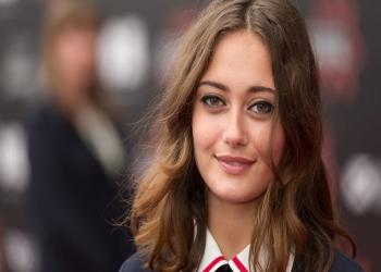 Ella Purnell en GIF - Beauté animée